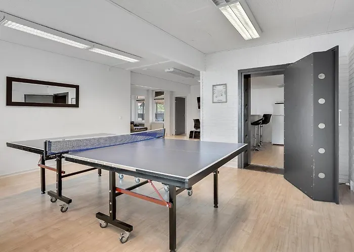 بيت للعطل With Hot Tub Vi *